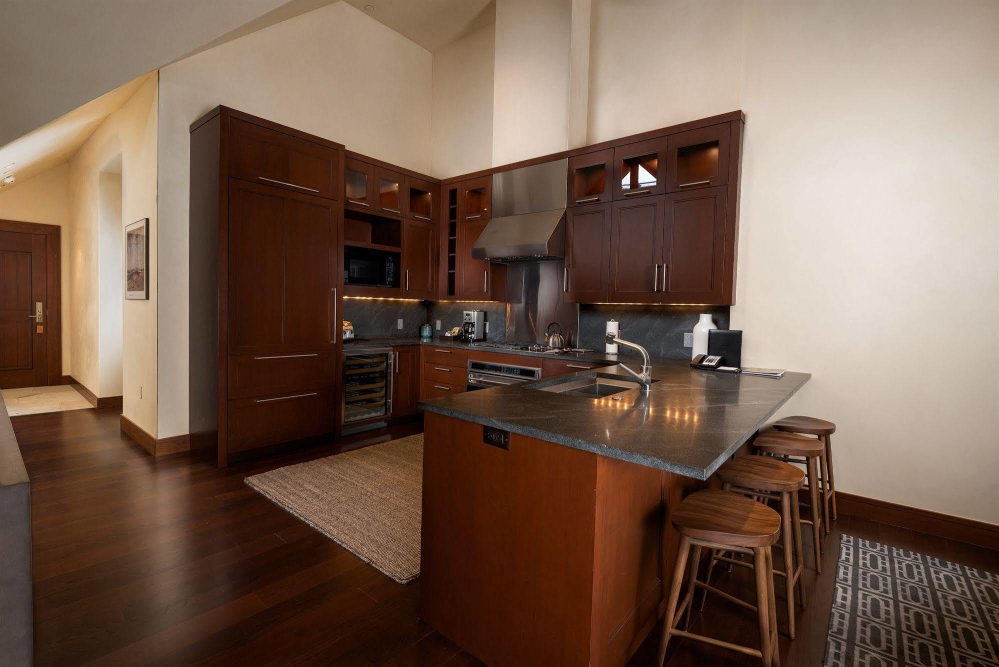 Elevation Resort Residences At Solaris Vail Exterior photo